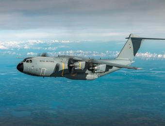 A400M należący do RAF w locie (fot. Royal Air Force)