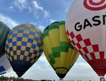 19. Międzynarodowe Zawody Balonowe - Nałęczów 2024 - balony (fot. Aerostat - loty balonem, Facebook)