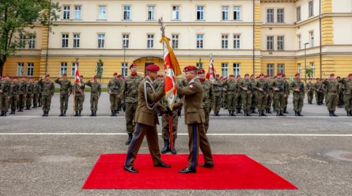 Ceremonia przekazania i objęcia obowiązków dowódcy 6.BPD (fot. Mariusz Bieniek)