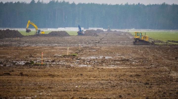Rozpoczęła się budowa pasa startowego na Krywlanach (fot. Wojciech Oksztol/Wrota Podlasia)