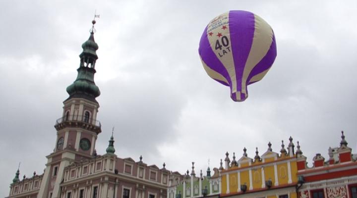 Wiosenne modelarskie zawody balonowe w Zamościu (fot. aeroklubzamosc.pl)