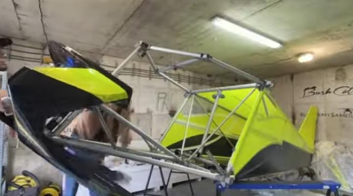 Śledź z nami proces montażu samolotu BushCat – część 7 – owiewka kabiny i mocowanie podwozia głównego