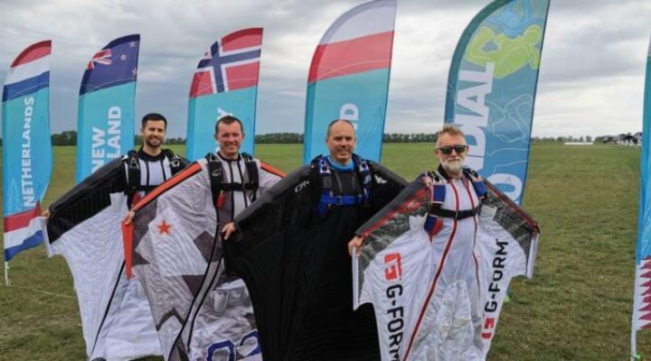 Zawodnicy na III Mistrzostwach Świata w Wingsuit Flying, fot. Aeroklub Polski