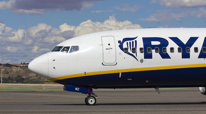 B738 należący do linii Ryanair