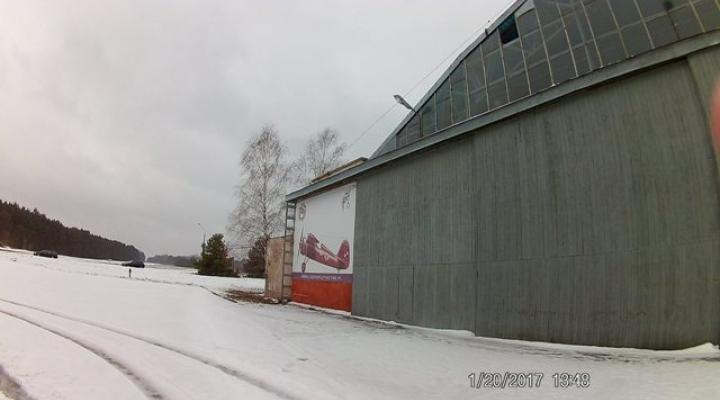 Hangar na lotnisku w Białej Podlaskiej (fot. FPLL)