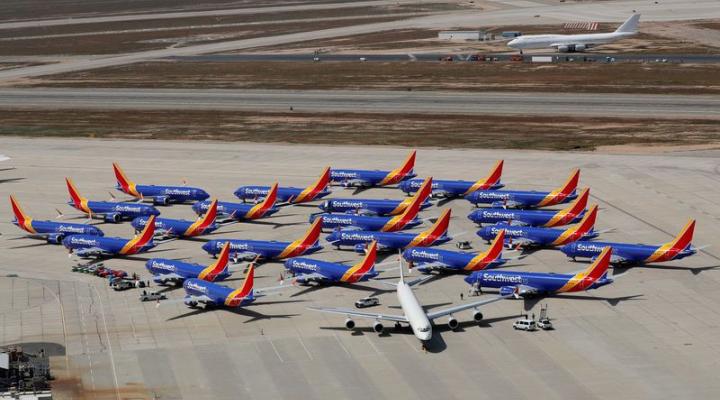 Uziemiona flota samolotów linii Southwest, fot. Yahoo Finance