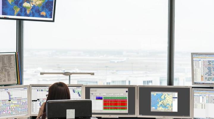 Stanowisko Dyspozytora Lotniczego, fot. Lufthansa Systems