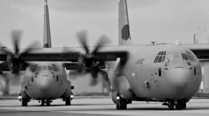 Amerykańskie C-130J Hercules w Powidzu, fot. Jakub Sagan