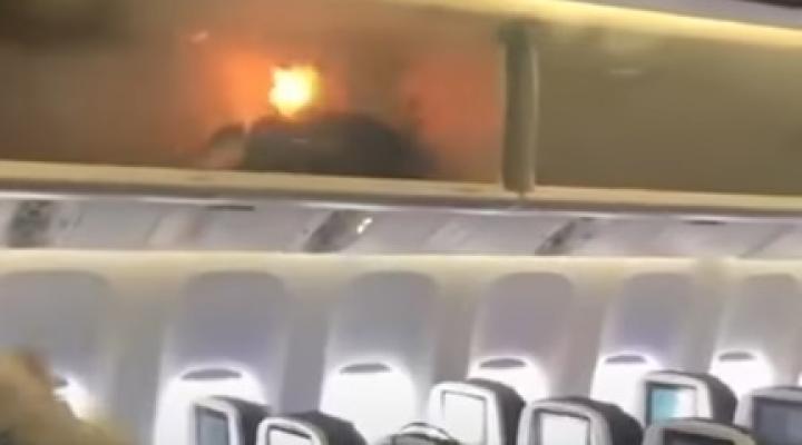Pożar bagażu na pokładzie samolotu pasażerskiego