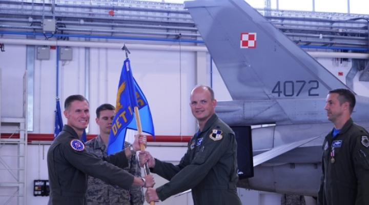 Zmiana dowódcy Aviation Detachment (fot. kpt. Marek Kwiatek)