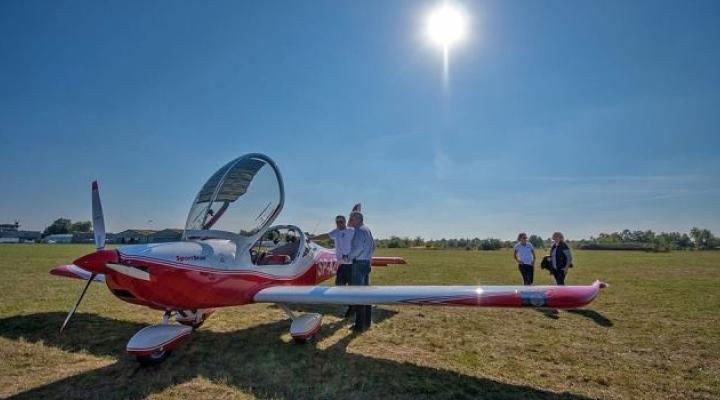 Nowy samolot SportStar RTC w Aerolkubie Ziemi Jarosławskiej (fot. Jacek Wiedeński)