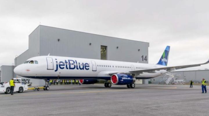 Ukończony A321 w barwach JetBlue opuścił lakiernię (fot. Airbus)