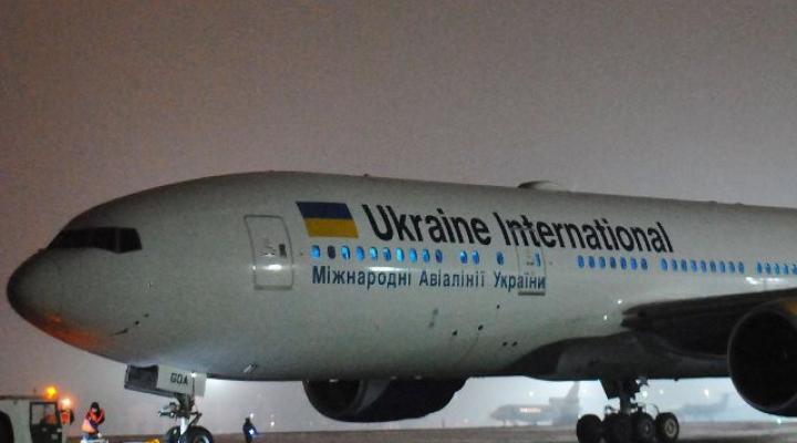 B772 należący do Ukraine International Airlines (UIA)