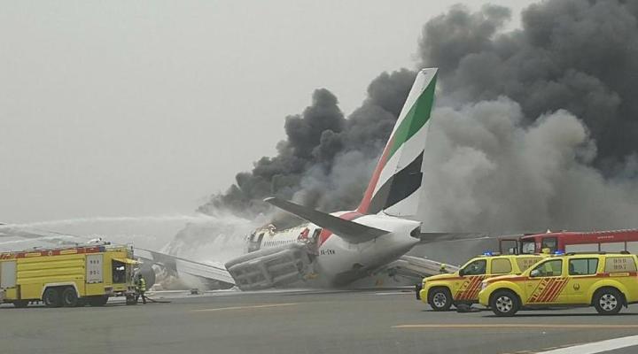 Wypadek B773 linii Emirates w Dubaju, fot. thenational.ae