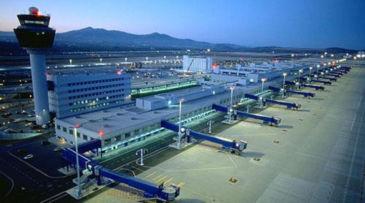 Wieża kontroli lotów Portu Lotniczego w Atenach (fot. airport-technology.com)