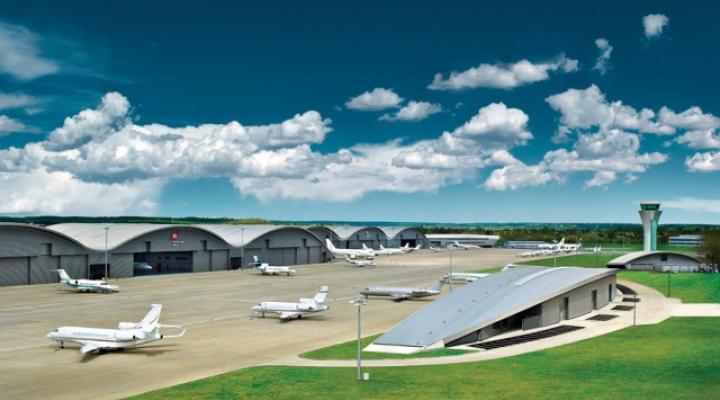 Farnborough Airport (fot.: ainonline.com)