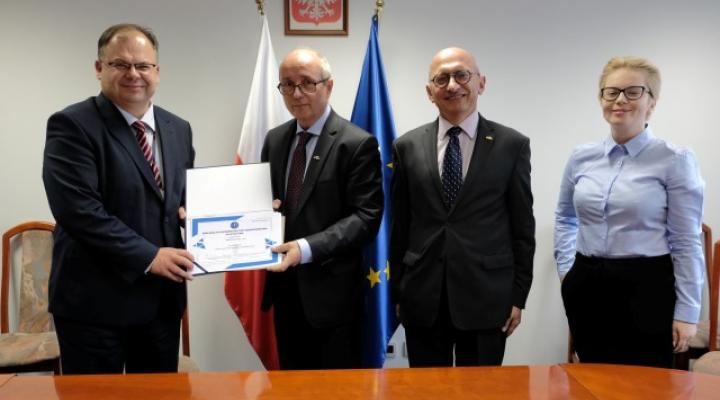 Podpisanie Deklaracji Just Culture przez DGM Poland Sp. z o.o. (fot. ULC)