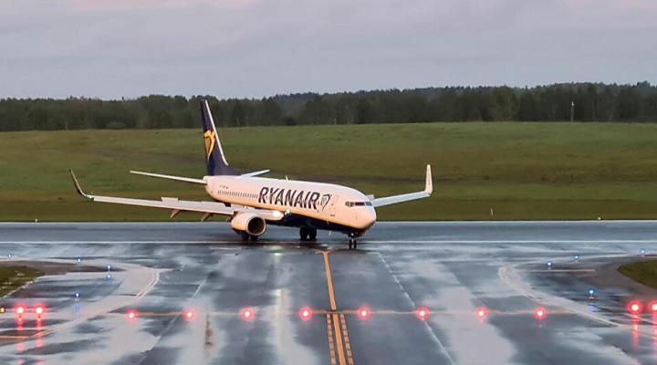 B738 Ryanair na lotnisku w Mińsku, fot. Sputnik News