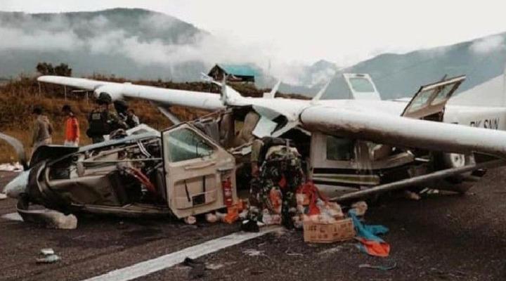 Rozbita Cessna 208 w Indonezji, fot. voi.id