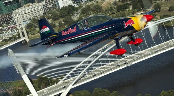 Październik 2013 r. Na tę wiadomość czekali wszyscy. Red Bull Air Race wraca w 2014 r.