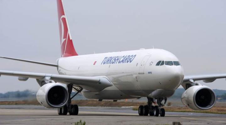 A330-200F w barwach Turkish Airlines