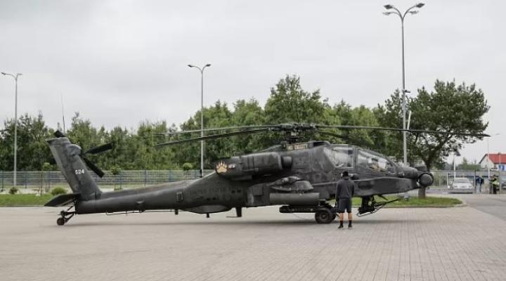 AH-64 Apache w w Targach Kielce (fot. targikielce.pl)