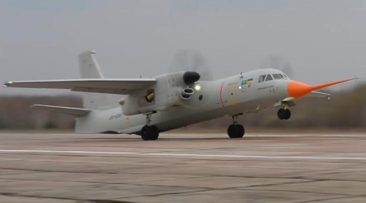 An-132 - pierwszy lot