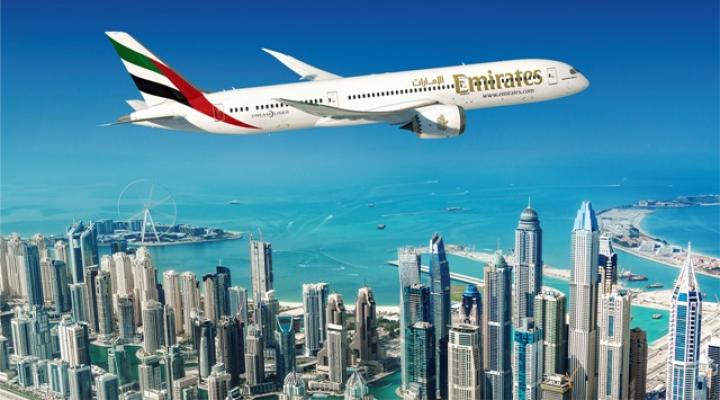Boeing 787-9 linii Emirates - lot nad Dubajem (fot. Emirates)
