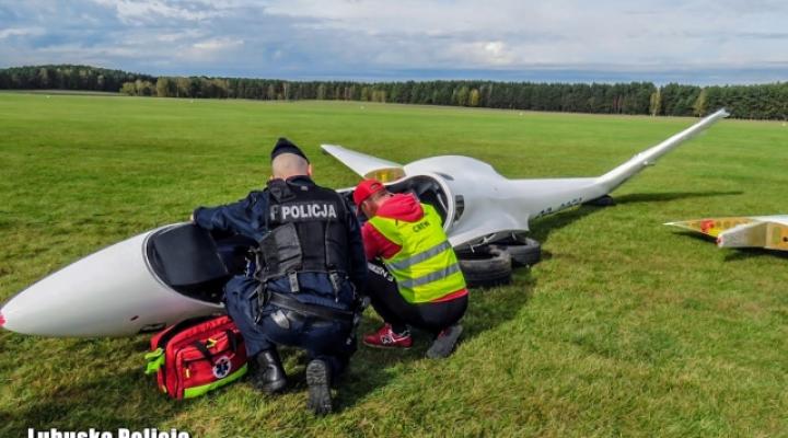 Ćwiczenia w sytuacji zagrożenia przeprowadzone na lotnisku Zielona Góra-Przylep (fot. KMP w Zielonej Górze)