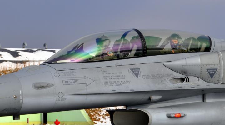 Szef Szkolenia 2. SLT  za sterami F-16/ fot. 2SLT