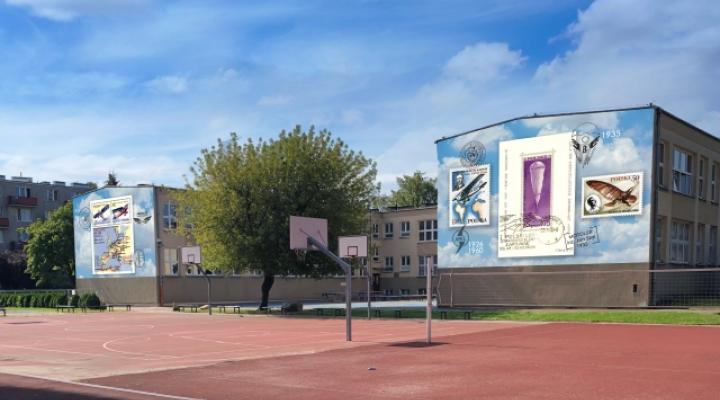 Projekt "Edukacja młodzieży mural - Historia Polskiego Lotnictwa" (fot. Artur Adamiec)