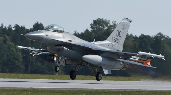 F-16 amerykańskich sił powietrznych (fot. st. chor. Leszek Jóźwik)