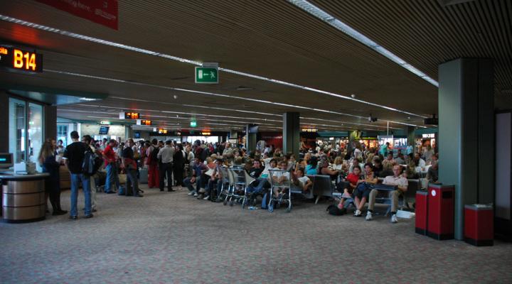 Terminal lotniska Fiumicino w Rzymie
