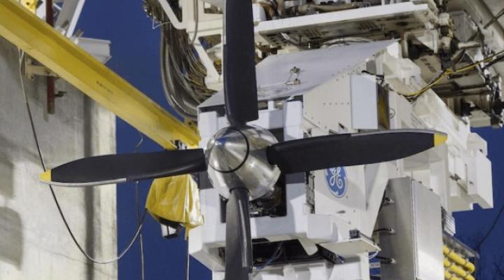 GE Aviation i Boeing współpracują przy testowaniu hybrydowych systemów elektrycznych (fot. GE Aviation)
