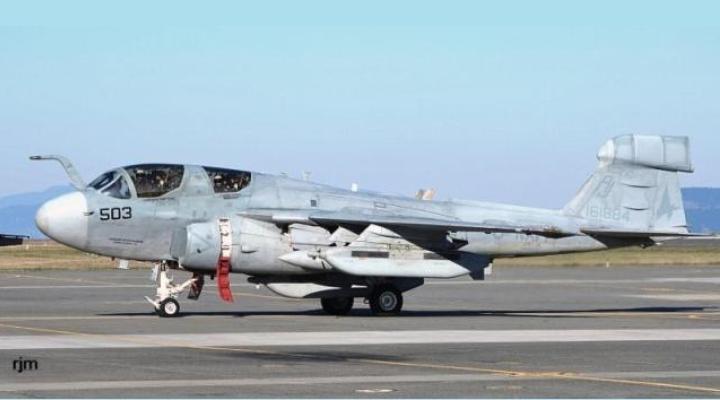 Grumman EA-6B Prowler (fot. generalaviationnews.com)