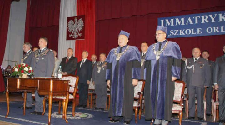 WSOSP uroczyście zainaugurowała nowy rok akademicki 2012/2013/ fot. major Wiesław Świerkowski 