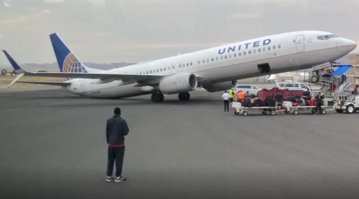 B79 United Airlines - incydent na płycie lotniska Lewiston-Nez Perce w Idaho, fot. avweb