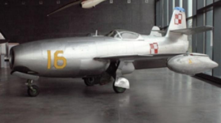 Jak-23 (fot. muzeumlotnictwa.pl)