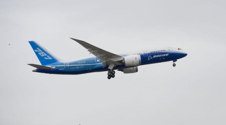 Pierwszy lot Boeinga 787 Dreamliner