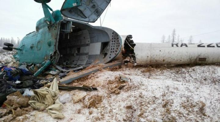 Katastrofa śmigłowca Mi-8 w Rosji (fot. Ямал-Регион/twitter)
