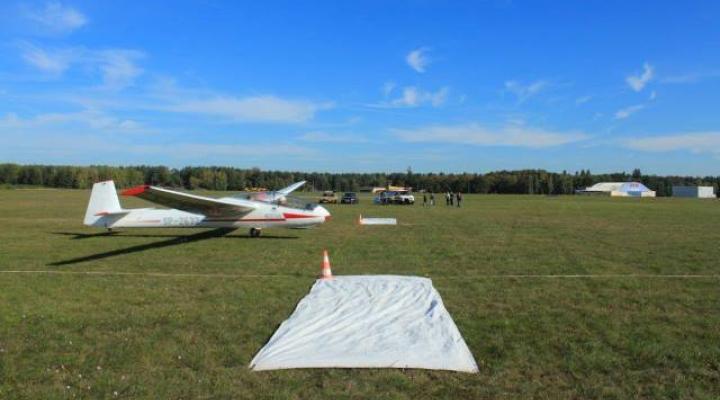Klubowe Zawody na Celność Lądowania w Lubinie (fot. Darek Deptuła)