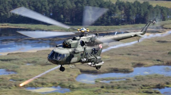 Mi-17 w locie (fot. 3sltr.wp.mil.pl)
