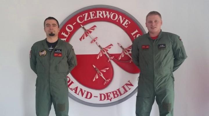 Na zdjęciu od lewej ppor. Marcin Kossakowski oraz ppor. Mateusz Kubiak (fot. Biało-Czerwone Iskry)
