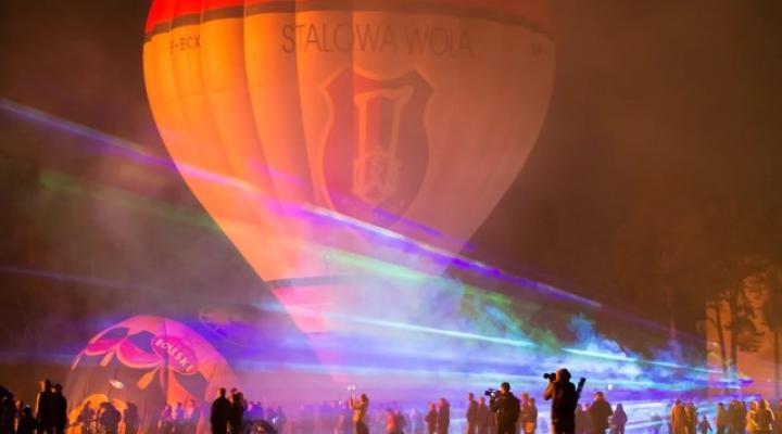 Nocna Gala Balonowa w Stalowej Woli 2021 (fot. balony.stalowawola.pl)