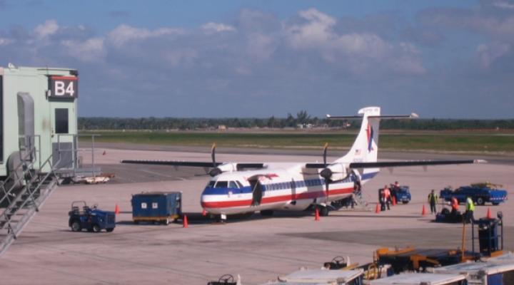 ATR 72-212, należący do linii Simmons Airlines