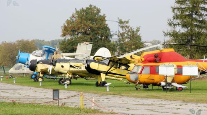 Od lewej: M-15, An-2R, PZL-106, PZL-106AR, PZL-101, Mi-2R (fot. Piotr Lipowiecki)