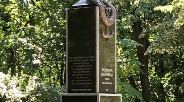 Odbudowany Pomnik Poległych Żołnierzy Wojsk Balonowych (fot. Odbudowa Pomnika Wojsk Balonowych w Toruniu/FB)