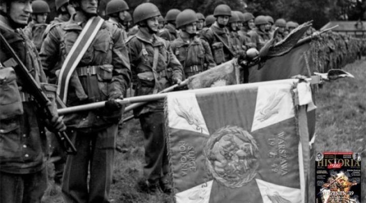 Poczet sztandarowy brygady, 15 czerwca 1944 r. (fot. Narodowe Archiwum Cyfrowe / Archiwum Fotograficzne Czesława Datki)