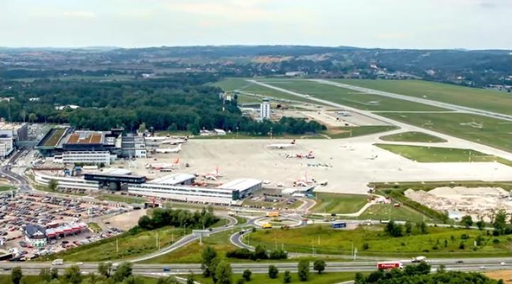 Port Lotniczy Kraków - widok z góry (fot. Kraków Airport)
