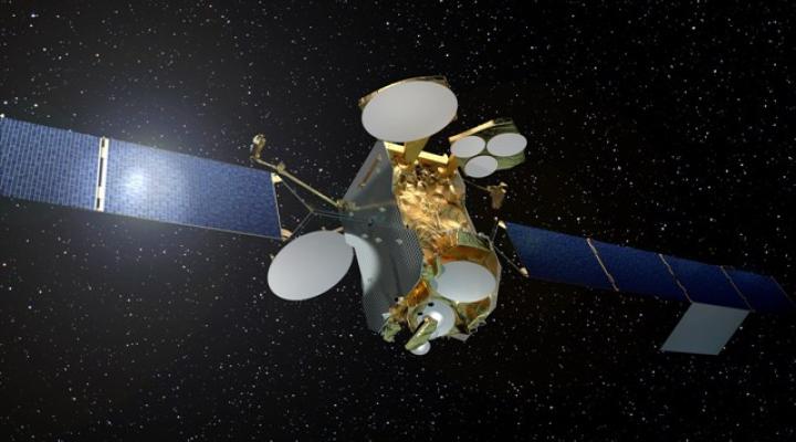Pierwszy całkowicie elektryczny satelita wysokiej mocy, Eutelsat 172B, wyniesiony na orbitę (fot. airbusdefenceandspace.com)